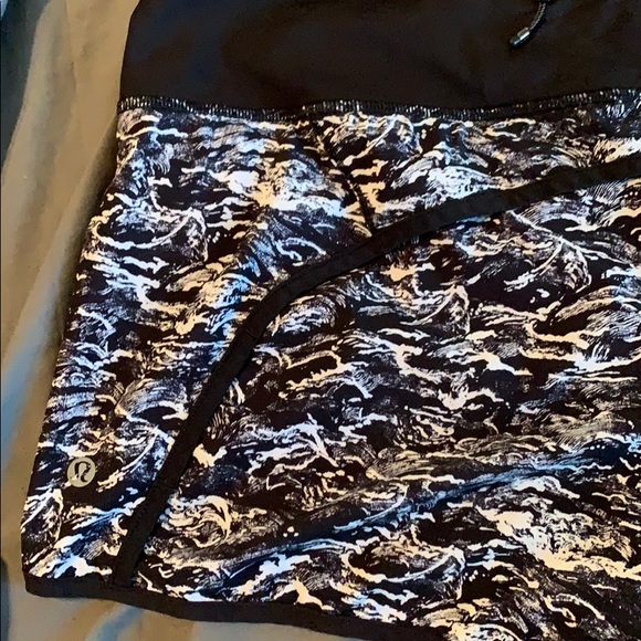 Lululemon Shorts - Picture 3 of 4